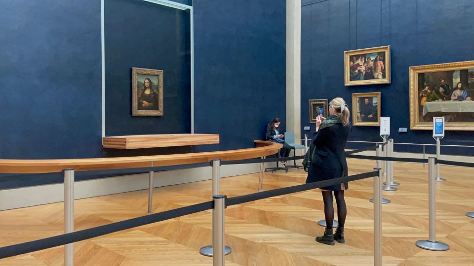 Paris: Louvre Museum Mona Lisa First Viewing Semi-Private - Experience Highlights