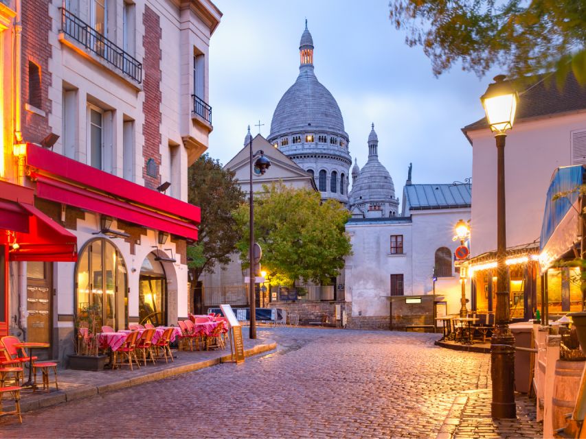 Paris: Montmartre Self-Guided Highlights Scavenger Hunt Tour - Activity Overview