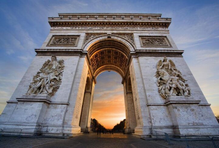 Paris Orientation Tour in Small Group With an Expert Driver - Tour Details and Duration