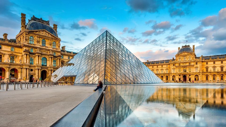Paris: Private Guided Tour of the Must-See Places. - Pickup Options and Cancellation Policy