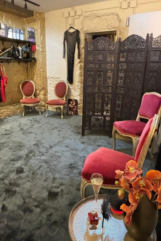 Paris: Private Lingerie Fitting Activity for Couples - Highlights