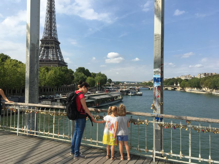 Paris : Welcome Eiffel Tower Tour With a Seine River Cruise - Experience Description