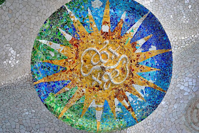 Park Guell Small Group Tour - Benefits of Small Group Tours