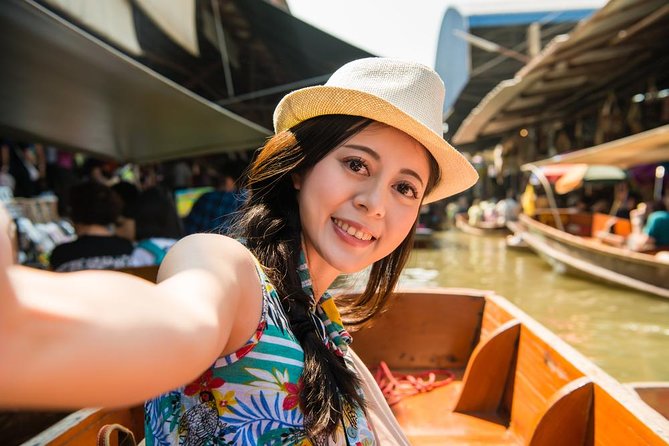 Pattaya Floating Market - Inclusions and Services