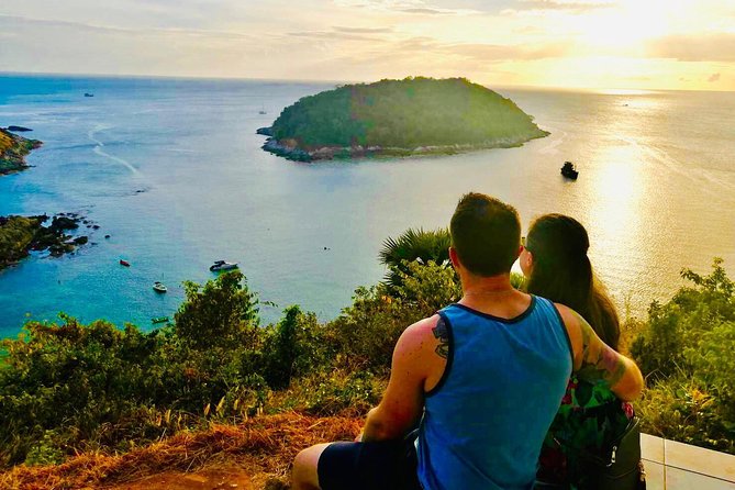 Phuket Sunset Tour : Phromthep Cape, Chillva Market, Monkey Hills - Chillva Market