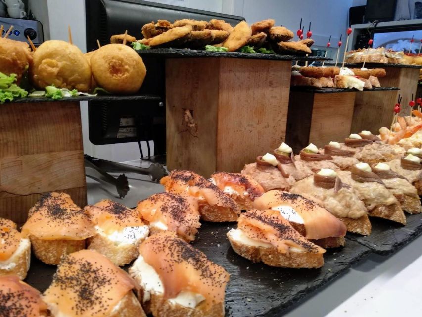 Pintxos Tour for Gourmets in the Old Town - Evening - Highlights of the Evening