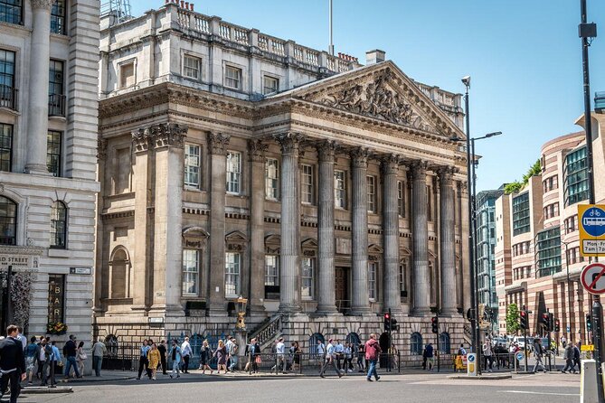 Pioneering Women Walking Tour in the City of London - Key Stops on the Tour