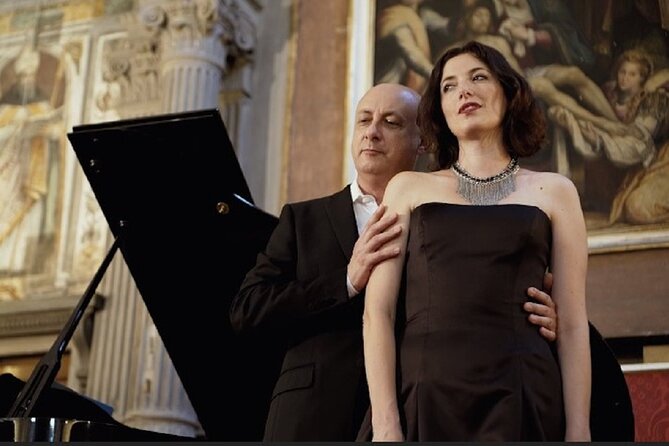 Pizza Dinner and Italian Opera Arias Concert in Florence - Reviews