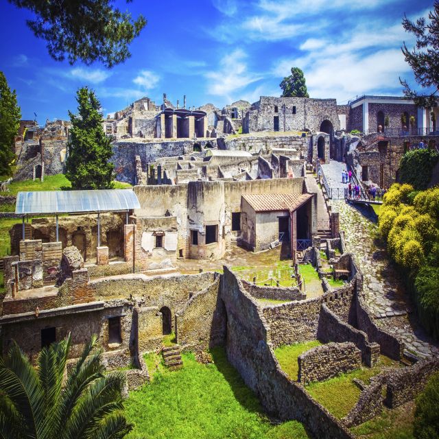 Pompeii and the Amalfi Coast Private Car Trip From Rome - Pompeii Tour