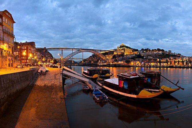 Porto Sightseeing Tour at Night With Fado Performance - Common questions