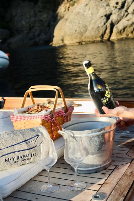 Portofino Sunset Cruise With Aperitif - Pickup Details and Group Size
