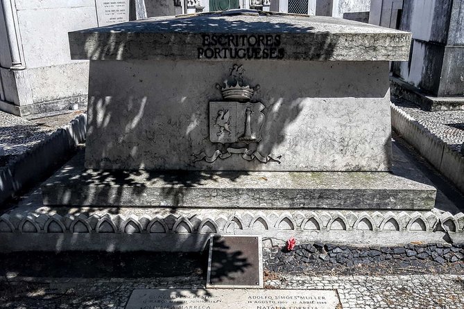 Prazeres Cemetery: A Self-Guided Audio Tour in Lisbon - Accessibility Information
