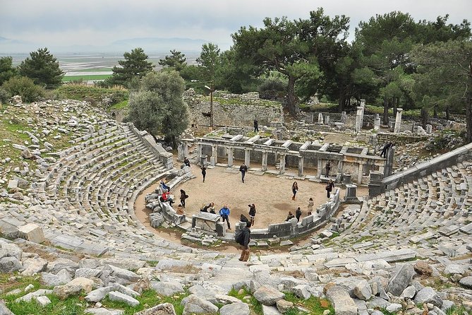 Priene, Miletos and Didyma Tour From Kusadasi - Meeting and Pickup Information