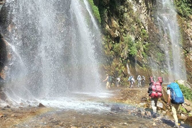 Private 14 Days Trek in Nepals Manaslu Circuit - Accommodation and Meals