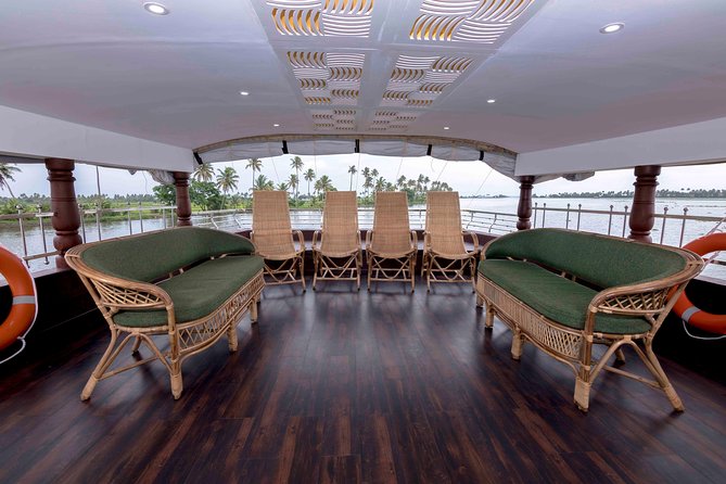 Private 3 Bedroom Luxury Houseboat Trip in Alleppy Backwaters - Inclusions and Amenities