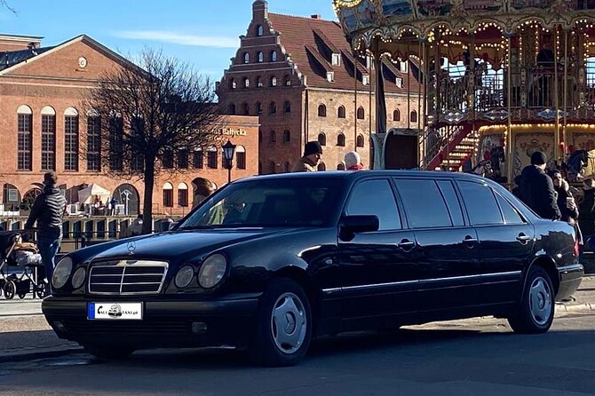 Private Airport Gdansk and Hotels Transfer up to 6 Guests - Services and Amenities