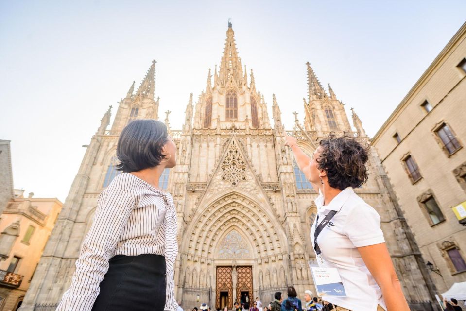Private Barcelona Tour: Explore Gaudí and the Gothic Quarter - Booking and Tour Details