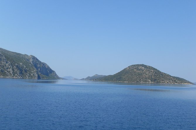 Private Boat Trip Around Fethiye Bays - Experience Highlights