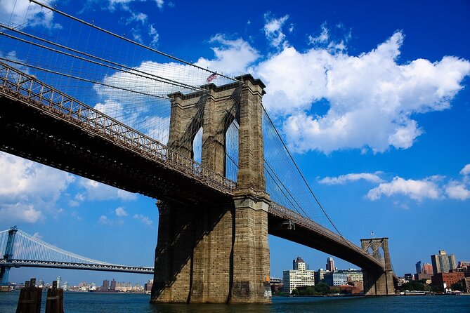 Private Brooklyn Bridge Tour With a Local - Guide Information