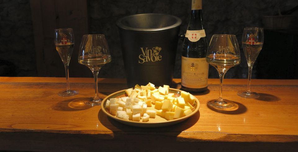 Private Cheeses and Wines Tasting - Activity Details