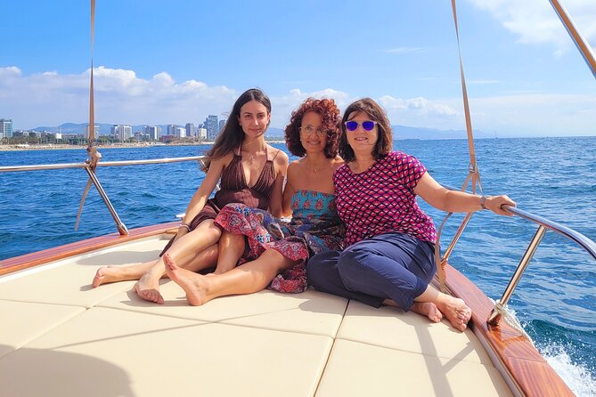 Private Classic Boat Tour in Barcelona - Exclusive Boat Options Available