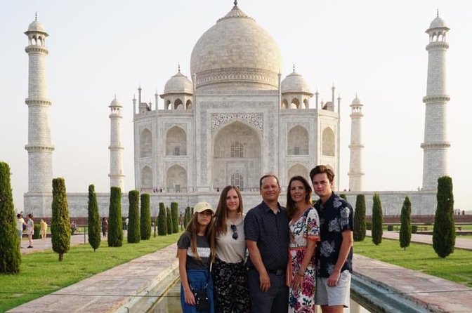 Private Day Tour of Taj Mahal and Agra Fort by Superfast Train - Tour Logistics and Itinerary