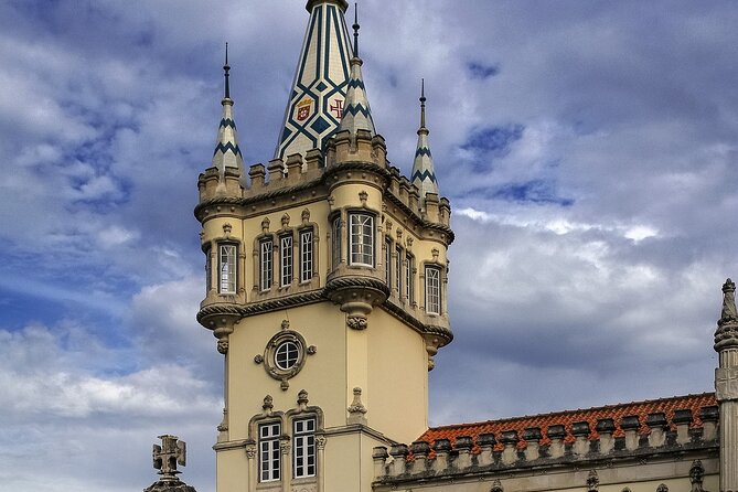 Private Day Tour to Sintra Cabo Da Roca and Cascais - Meeting and Pickup Details