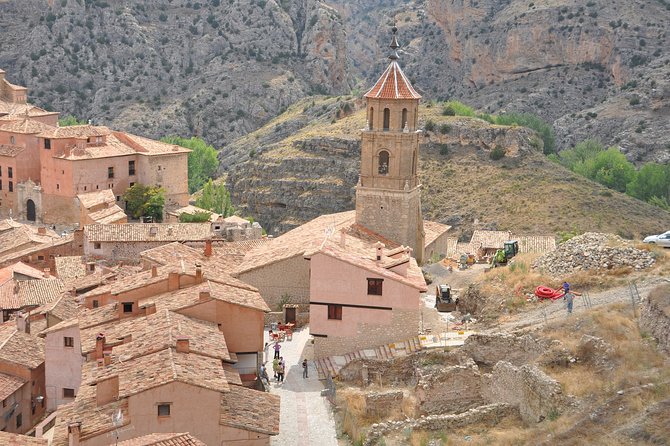 Private Day Trip to Albarracín From Valencia With a Local - Albarracín Highlights