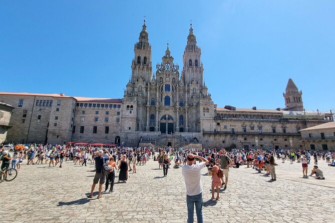 Private Gastronomical Tour in Santiago De Compostela - Host Response