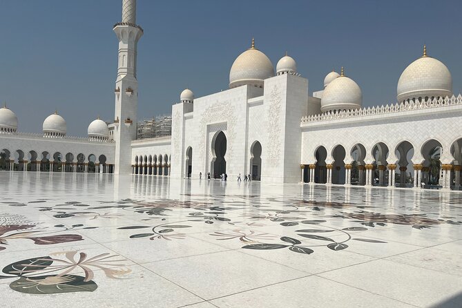 Private Guided Abu Dhabi City Sightseeing Tour - Inclusions and Exclusions