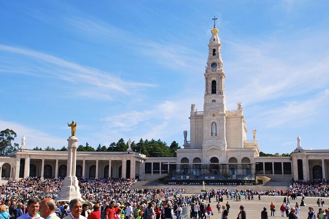 Private Guided Tour From Lisbon: Fátima Batalha Nazaré Óbidos - Pricing Information