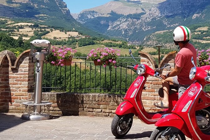 Private Guided Tour of the Marches on Vespa in the Aso Valley - Duration and Admission