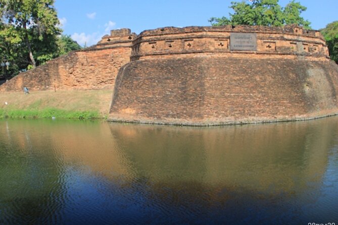 Private Half-Day Tour The Old Chiang Mai City With Street Foods - Pricing and Inclusions