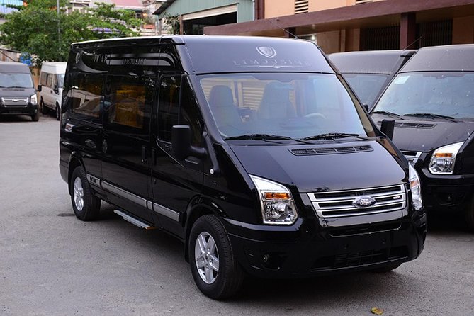 Private Limousine Transportation Between Hanoi and Halong Bay - Meeting and Pickup Options