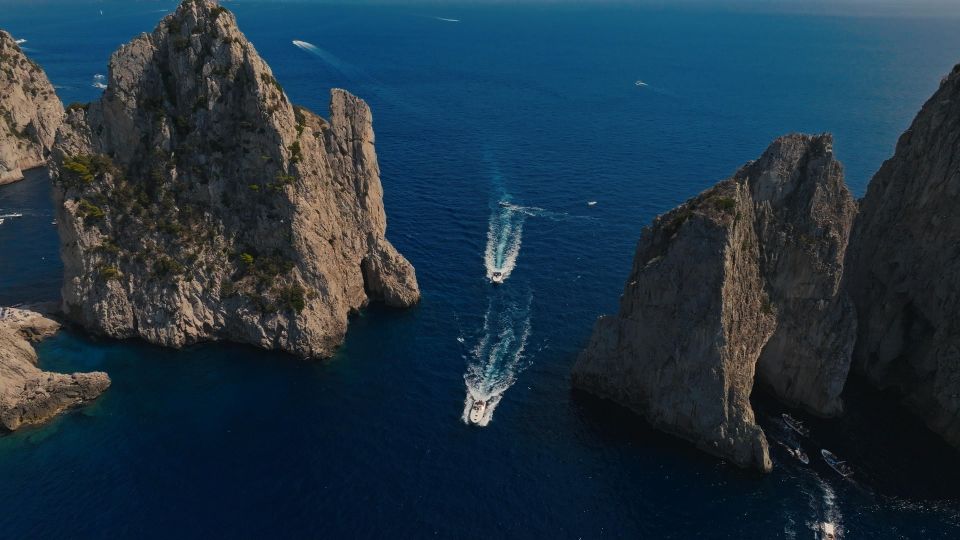 Private Luxury Boat Transfer : From Napoli to Capri - Transfer Description