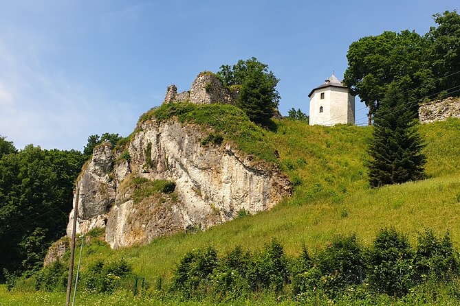 Private Ojców National Park and Ogrodzieniec Castle Tour From Krakow - Booking and Pricing Details