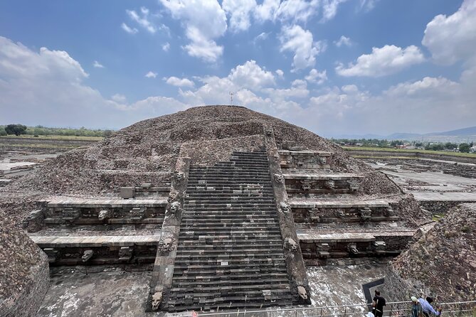 Private Tour in Teotihuacán Pyramids From Mexico City - Tour Highlights