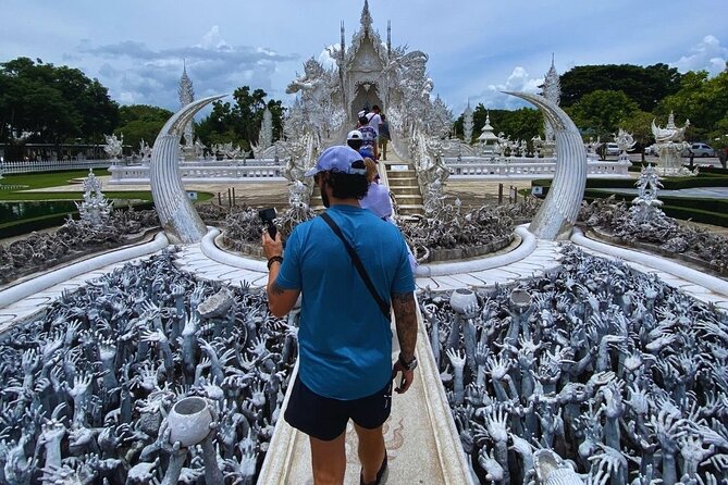 Private Tour to Visit the Highlights of Chiang Rai & White Temple - Booking Information