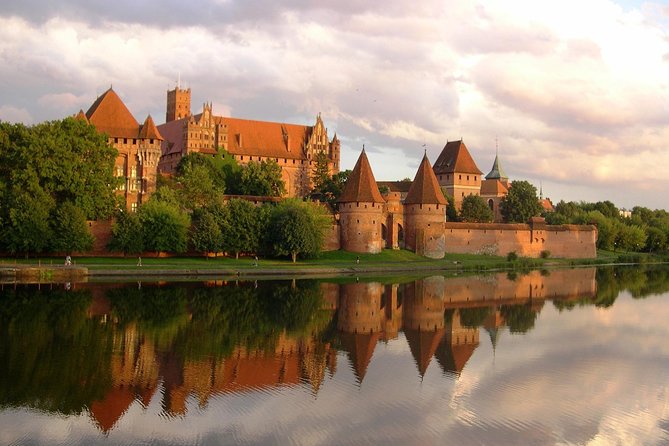 Private Transportation From Cruise Ship Port of Gdynia to Malbork Castle 6-Hour - Comfortable Private Transportation