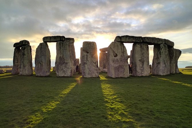 Quintessential England Private Tour. Admire Stonehenge and Roman City of Bath - Itinerary Overview