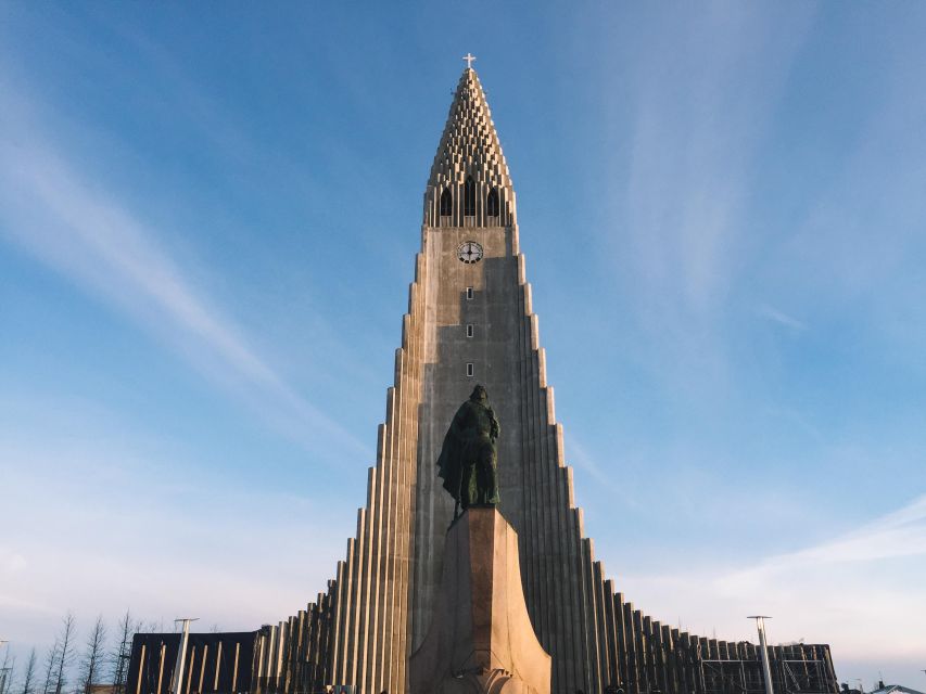 Reykjavik: Express Walk With a Local in 60 Minutes - Experience Highlights