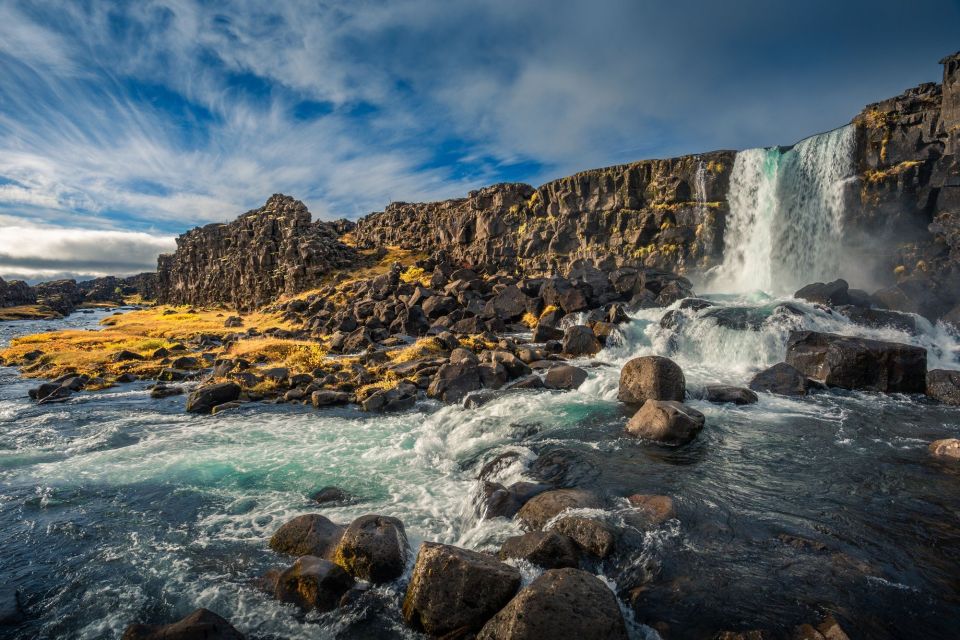 Reykjavík: Golden Circle & Secret Lagoon Day Trip With Lunch - Experience