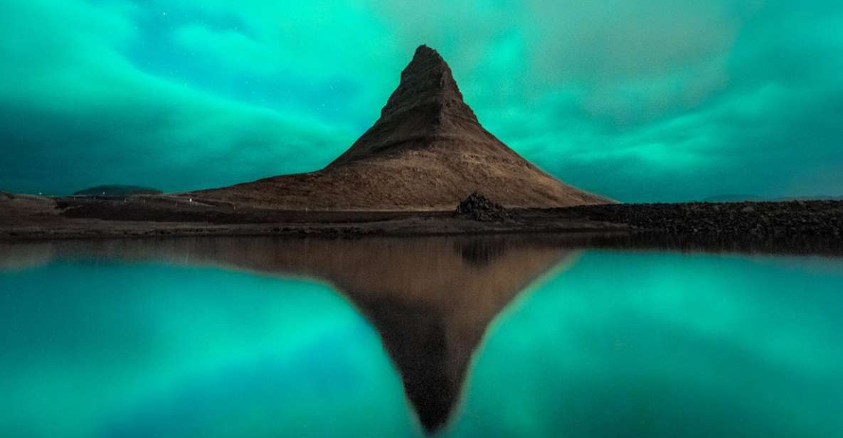 Reykjavik: Northern Lights Hunting and Professional Photos - Experience Highlights