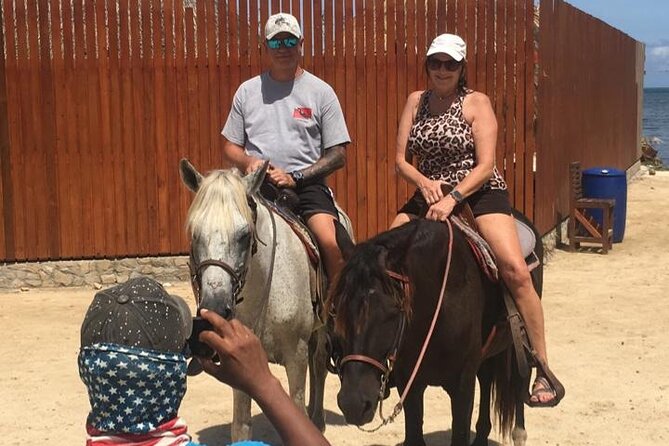 Roatan Jungle Horseback Riding and Beach - Reviews Summary