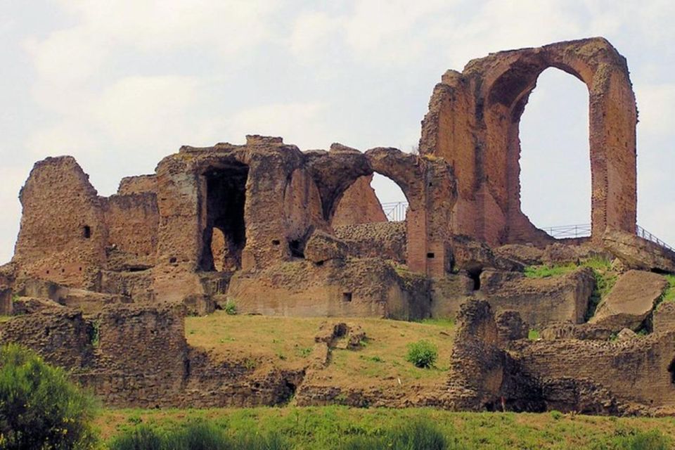 Roman Ancient Aqueducts and Villa of Quintili Private Tour - Tour Itinerary