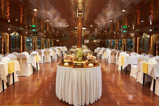 Romantic Dhow Creek Dinner Cruise With Live Shows and International Buffet - Traveler Reviews and Ratings