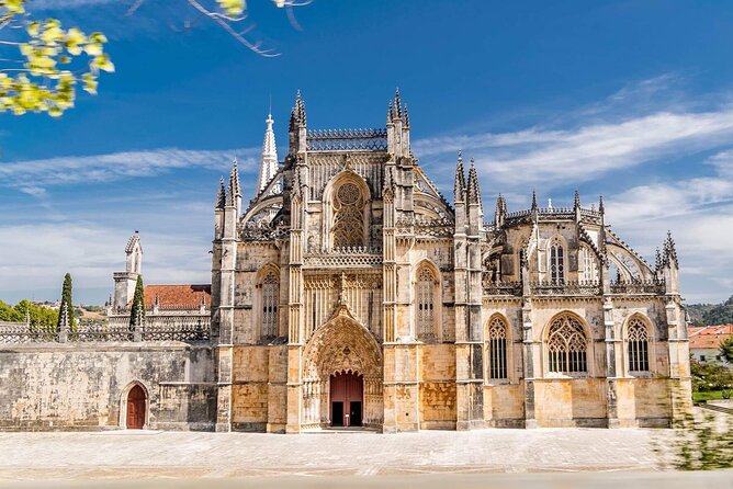 Round Trip Private Transfer to Fátima and Batalha From Lisbon - Cancellation Policy