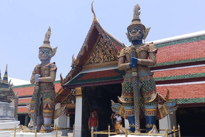 Royal Grand Palace and Famous Temples - Architectural Marvels of Wat Phra Kaew