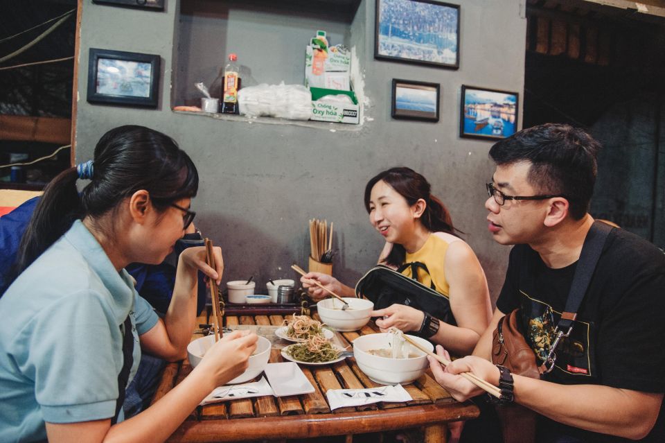 Saigon: Backstreets Private Walking Food Tour & 10 Tastings - Tour Guide and Price Details