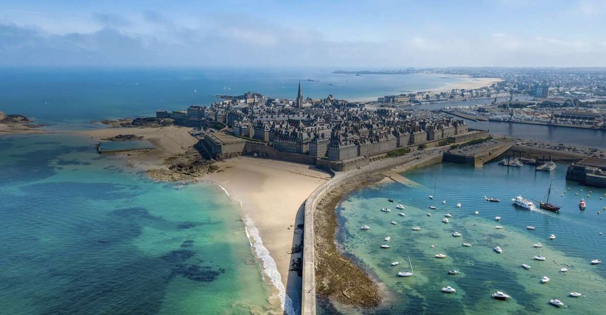 Saint-Malo: 2-Hour Private Walking Tour & Commentary - Multilingual Live Commentary Available